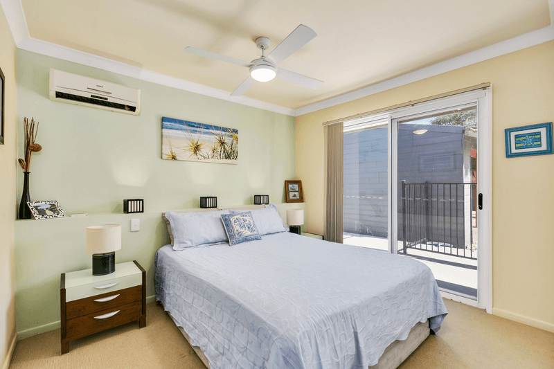 24 Lemana Lane, Burleigh Heads, QLD 4220