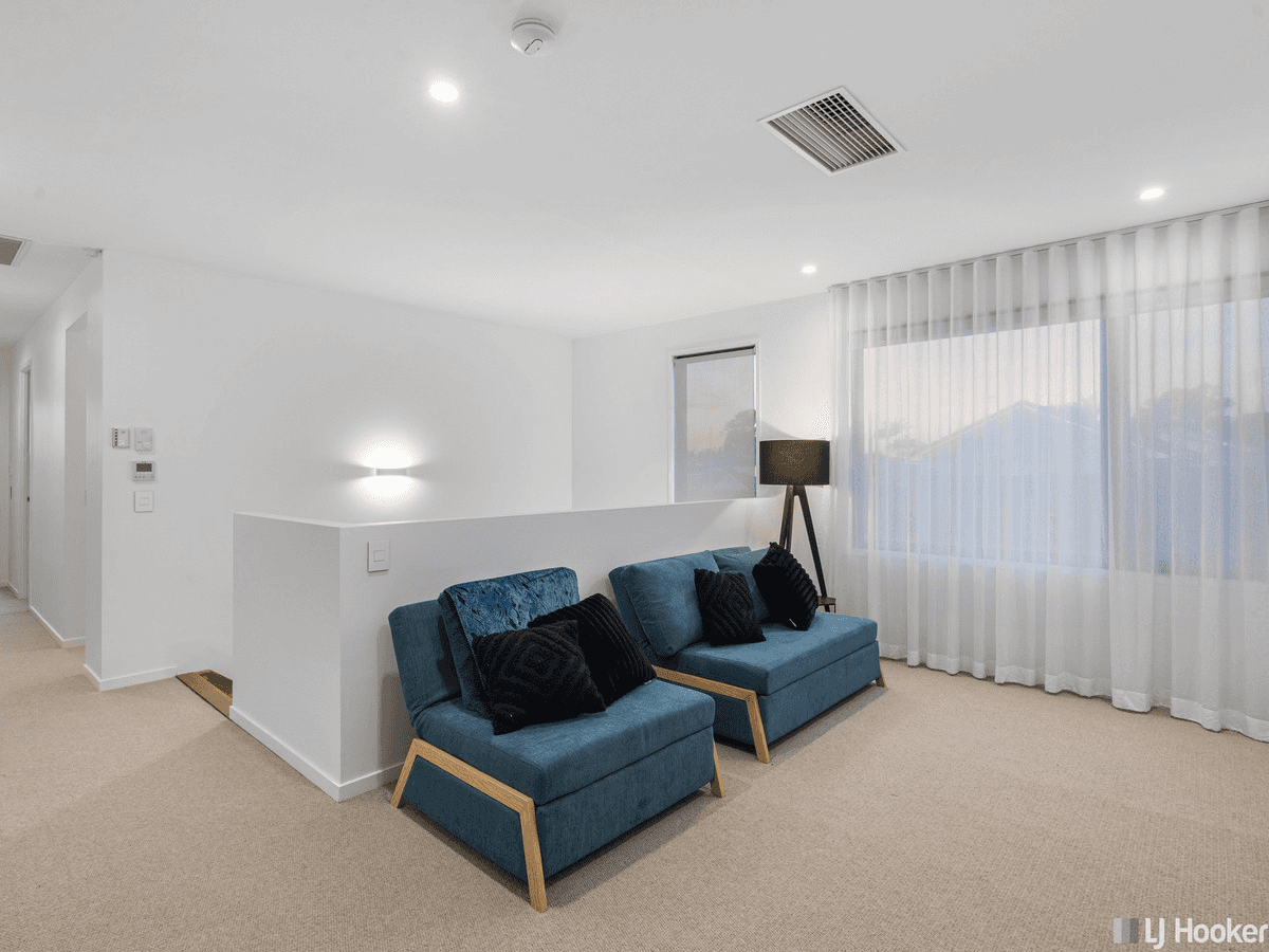 8/100 Dorsal Drive, BIRKDALE, QLD 4159