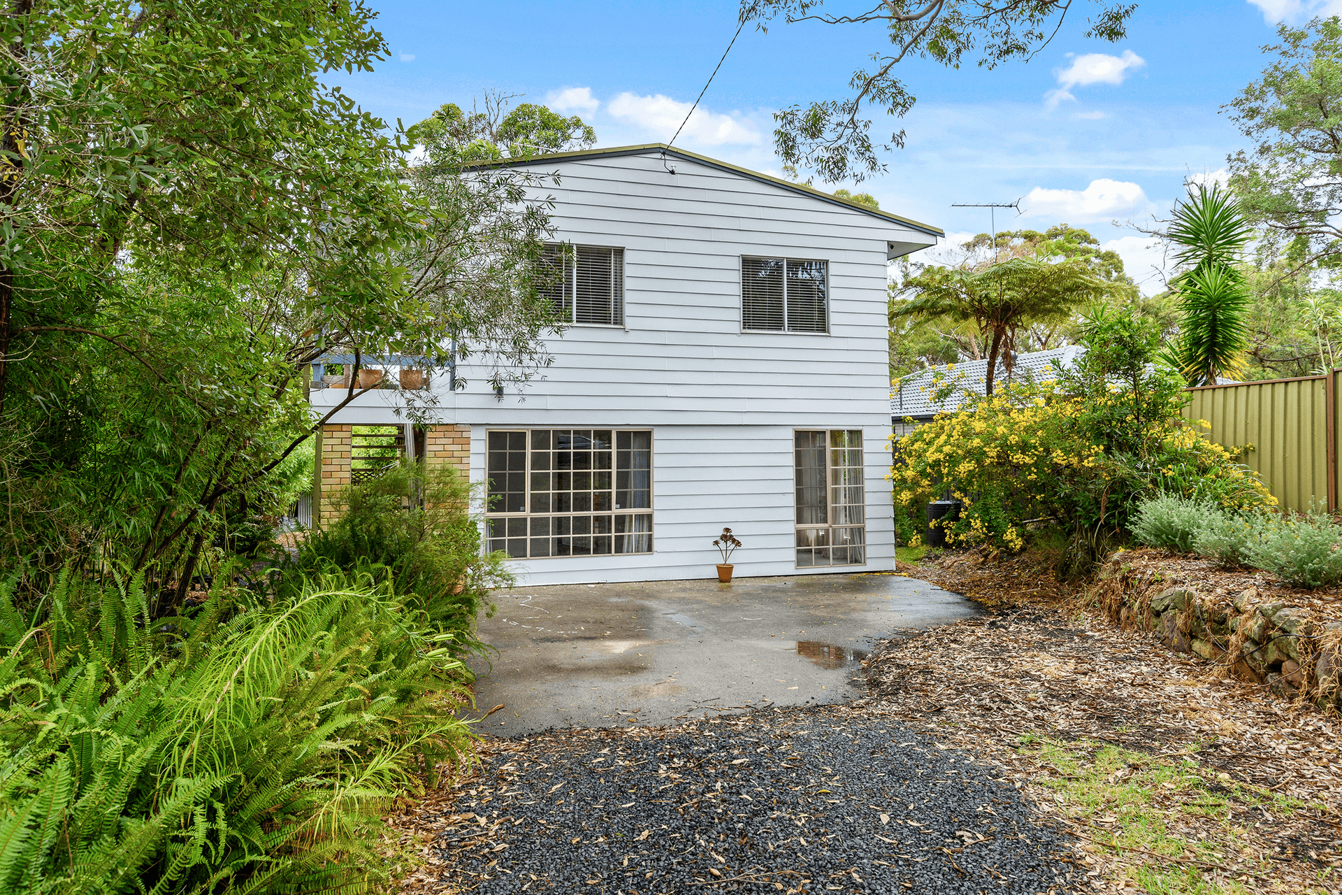 12 Hats Street, Killcare Heights, NSW 2257