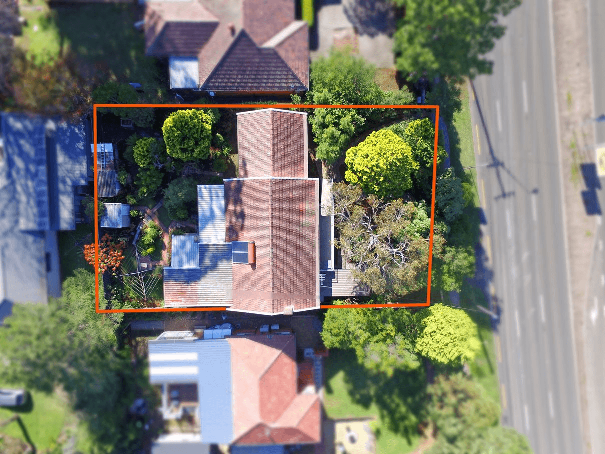 576 Warringah Rd, Forestville, NSW 2087