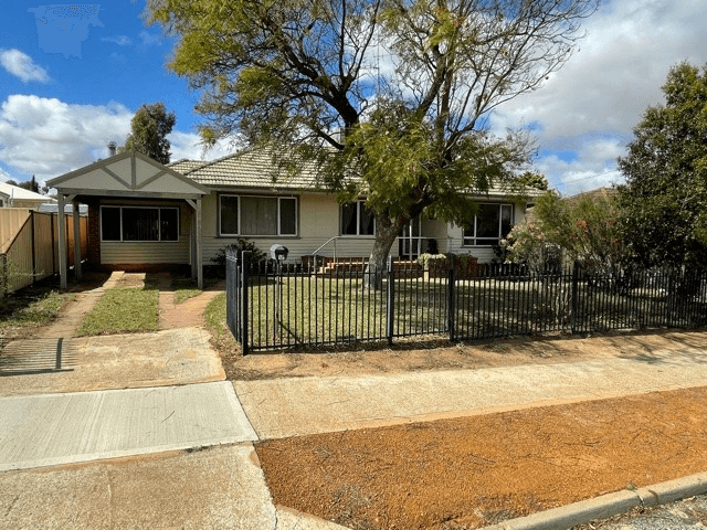 17 Quinlan St, WONGAN HILLS, WA 6603