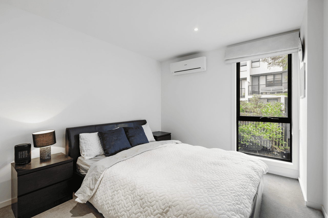 75 Central Park Walk, CHELTENHAM, VIC 3192