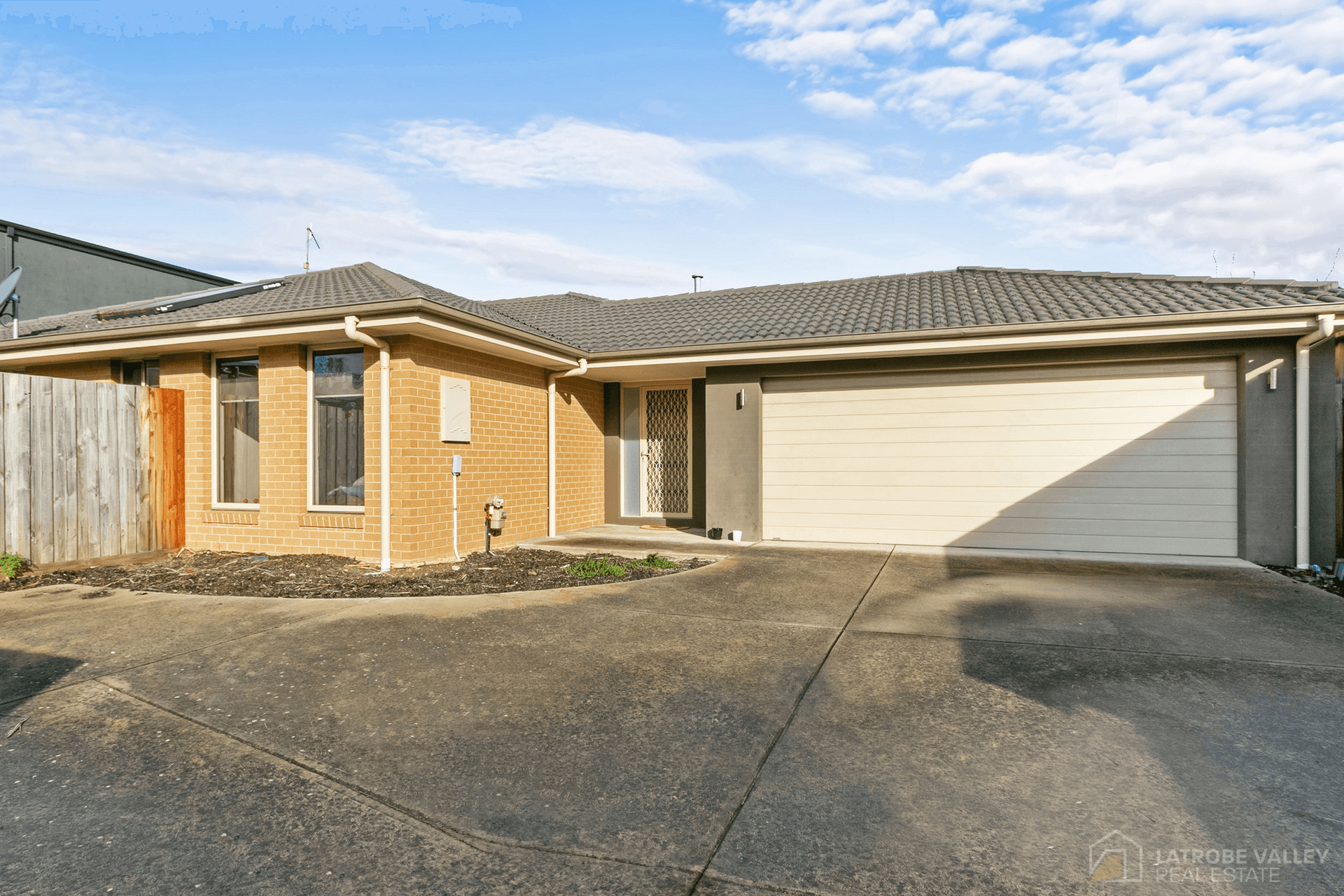 1-2/41 Langford Street, Moe, VIC 3825