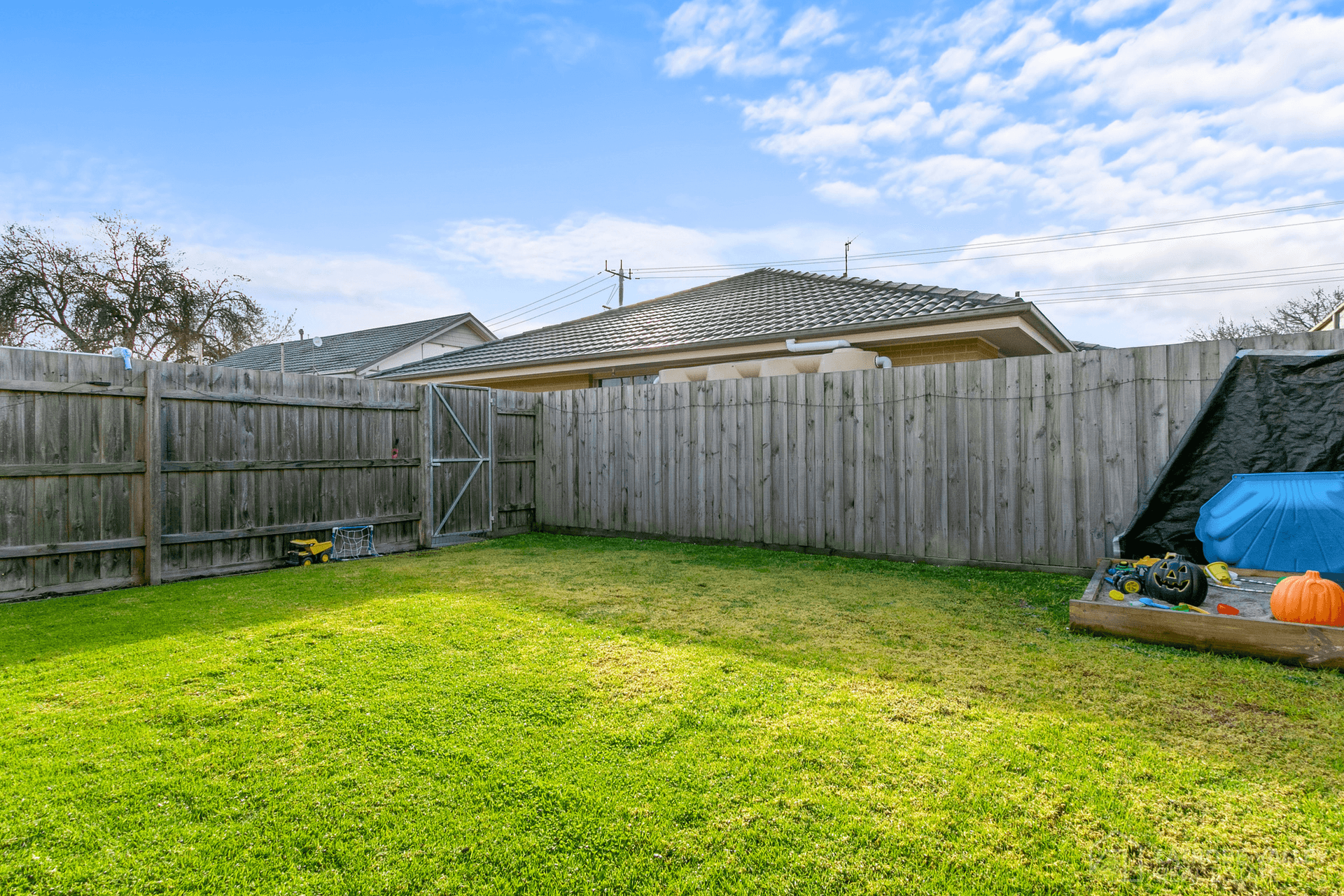 1-2/41 Langford Street, Moe, VIC 3825
