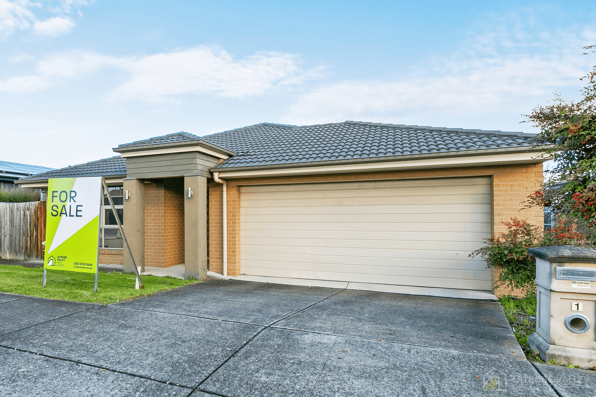 1-2/41 Langford Street, Moe, VIC 3825