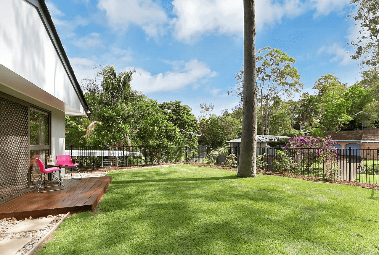 28 Lant Street, CHAPEL HILL, QLD 4069