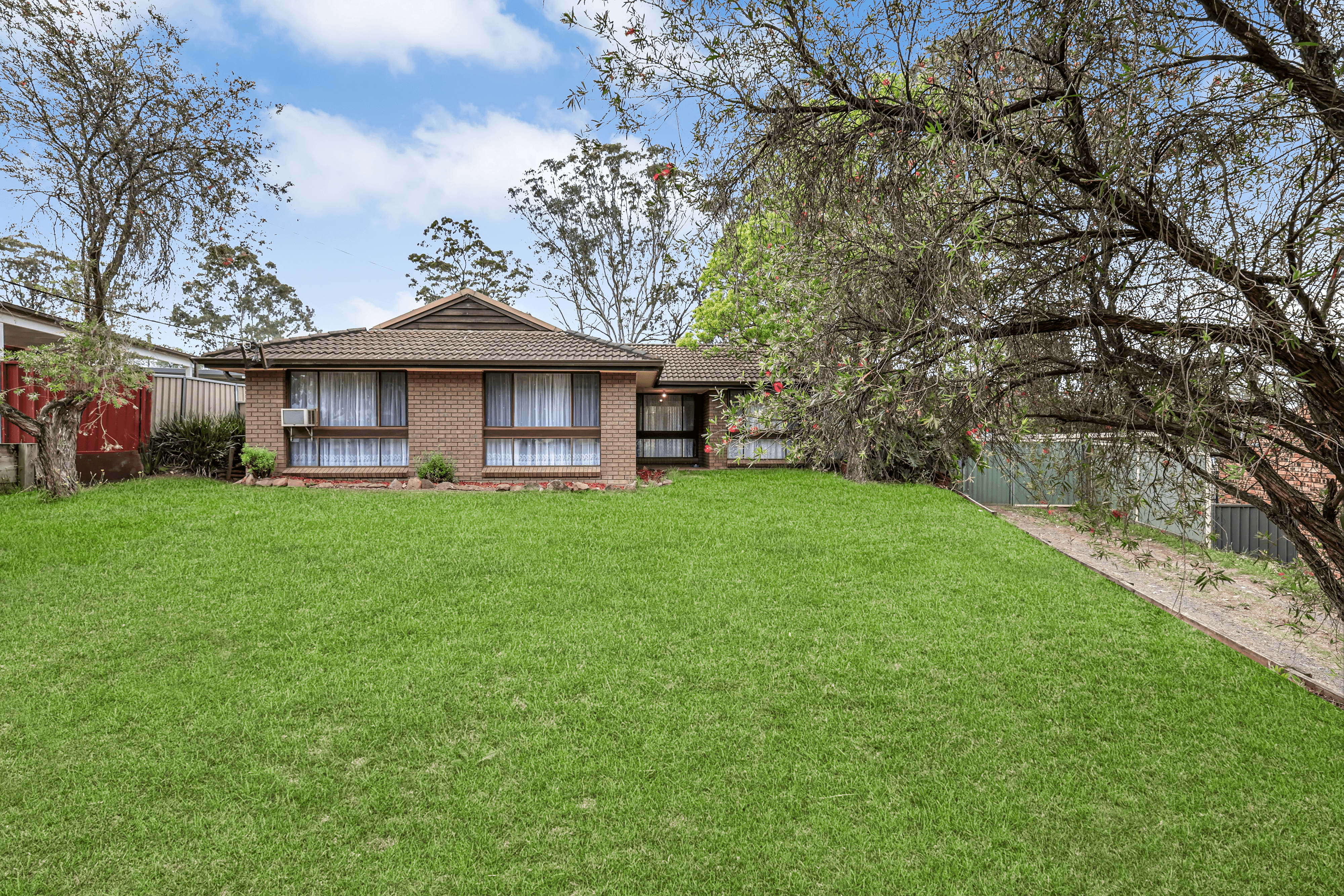 11 Delaney Avenue, SILVERDALE, NSW 2752