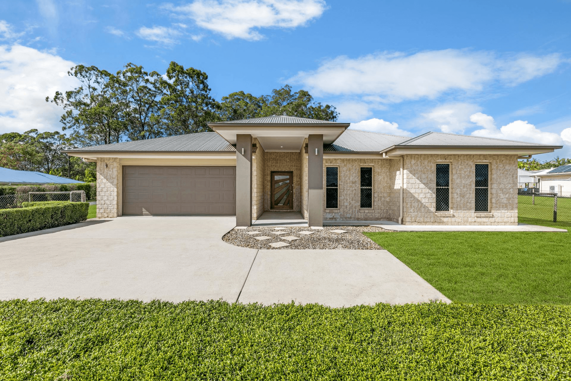 19-21 Sagren Crescent, Elimbah, QLD 4516