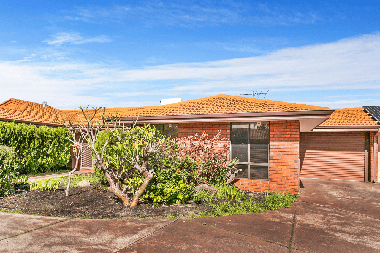 2/52 Endeavour Avenue, BULL CREEK, WA 6149