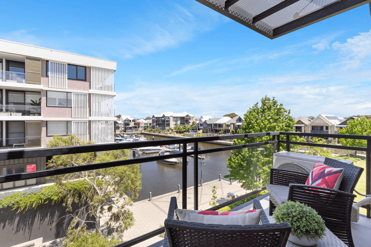 8/10 Marina Drive, Ascot, WA 6104