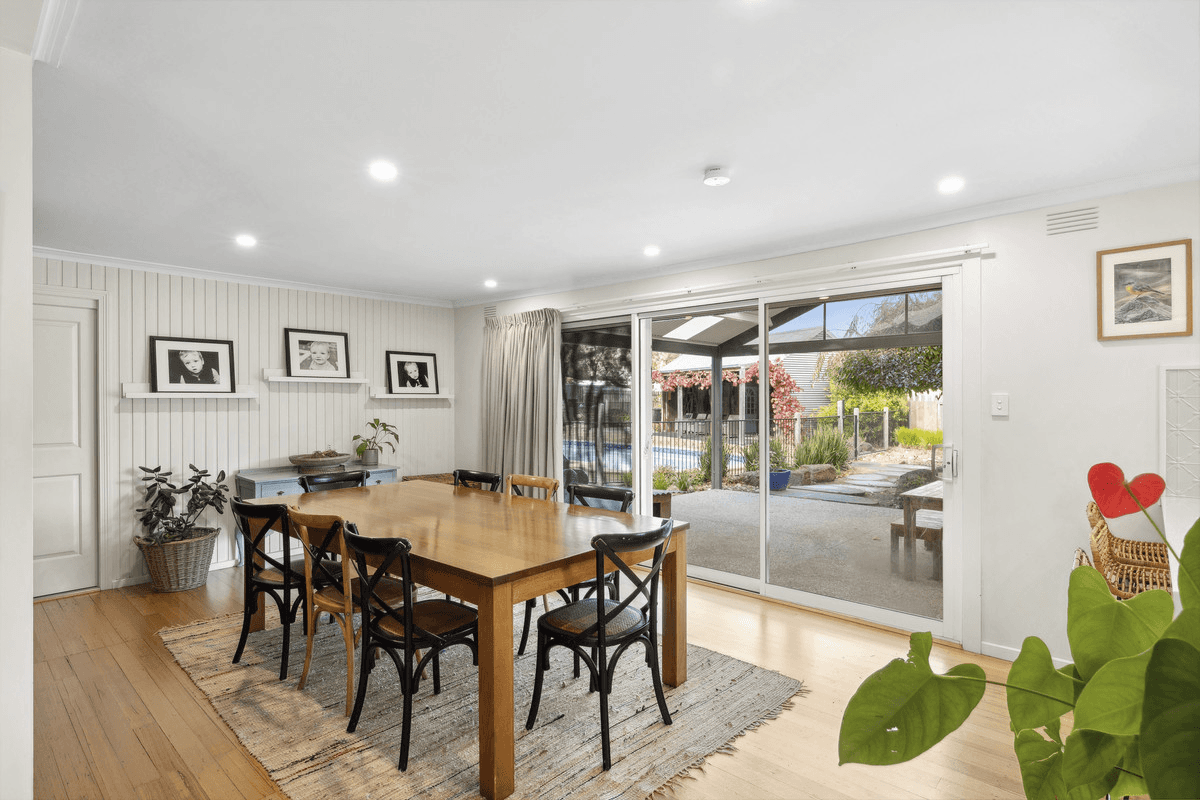 9 Halpern Road, Bullengarook, VIC 3437