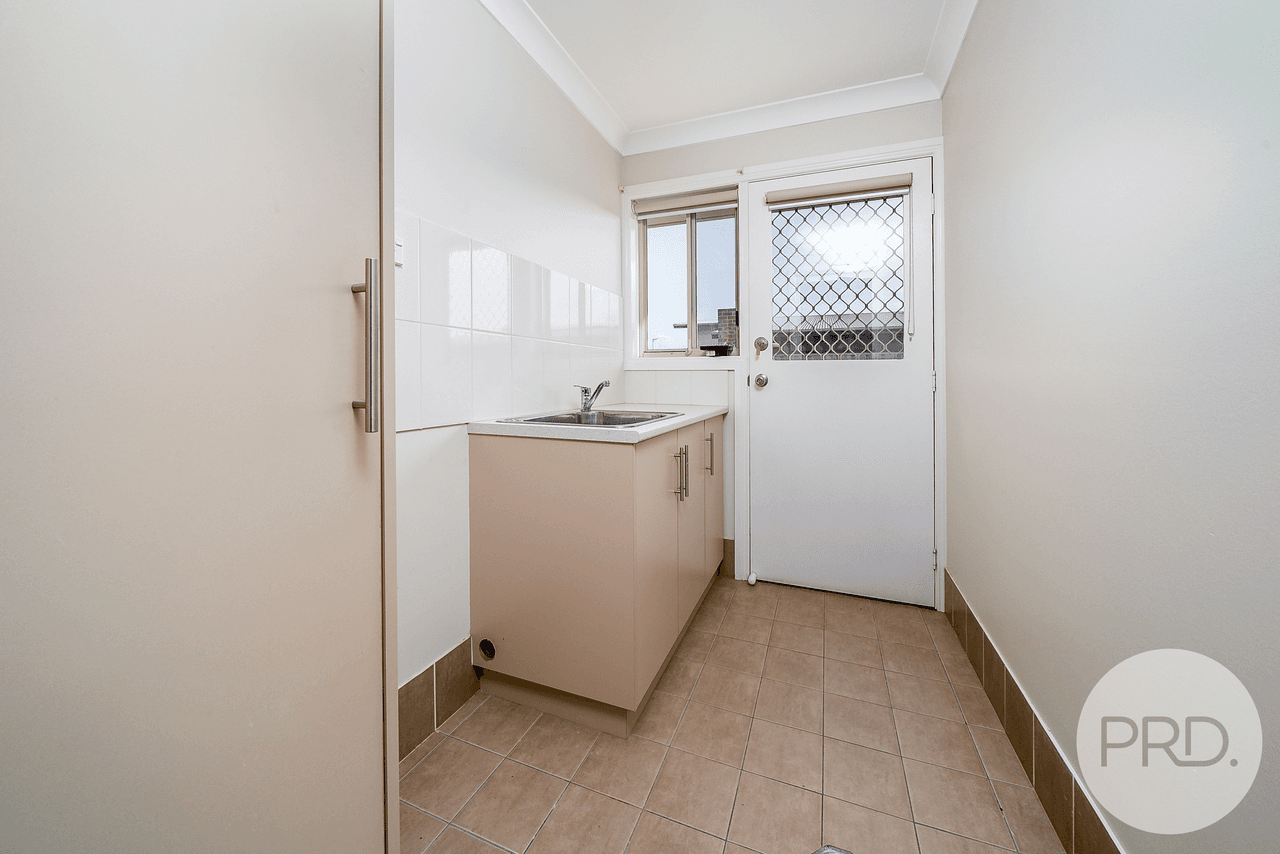 24 Guttler Street, URANQUINTY, NSW 2652