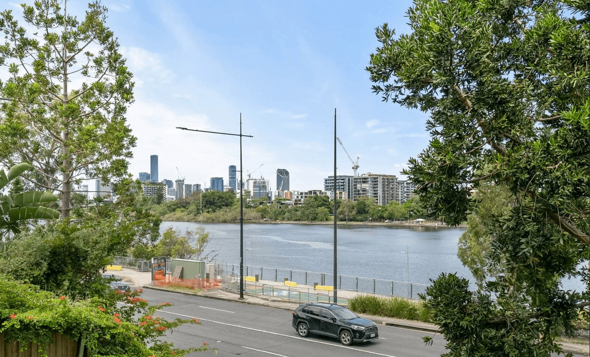 10/12 Patrick Lane, TOOWONG, QLD 4066