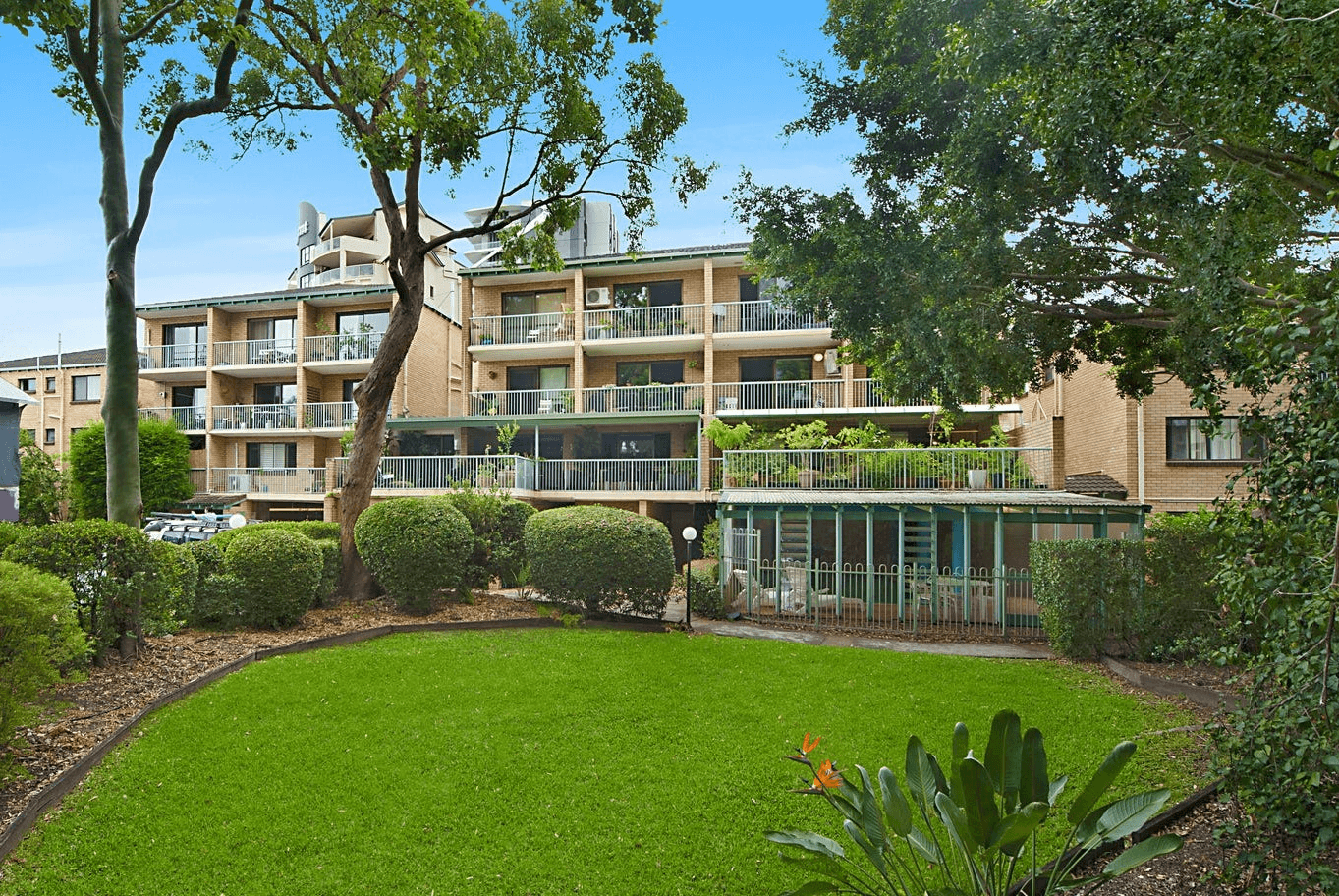 10/12 Patrick Lane, TOOWONG, QLD 4066