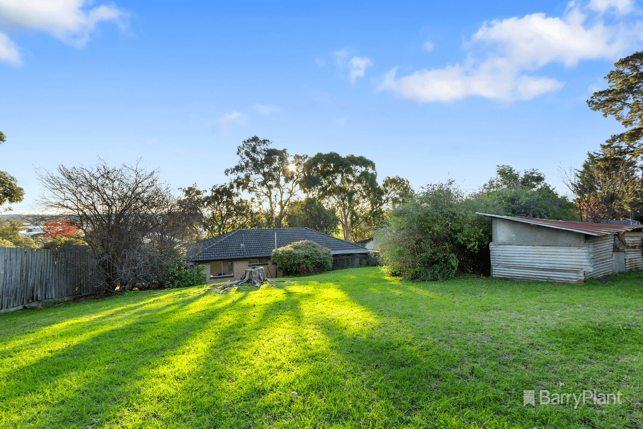 40 Robertson Crescent, Boronia, VIC 3155