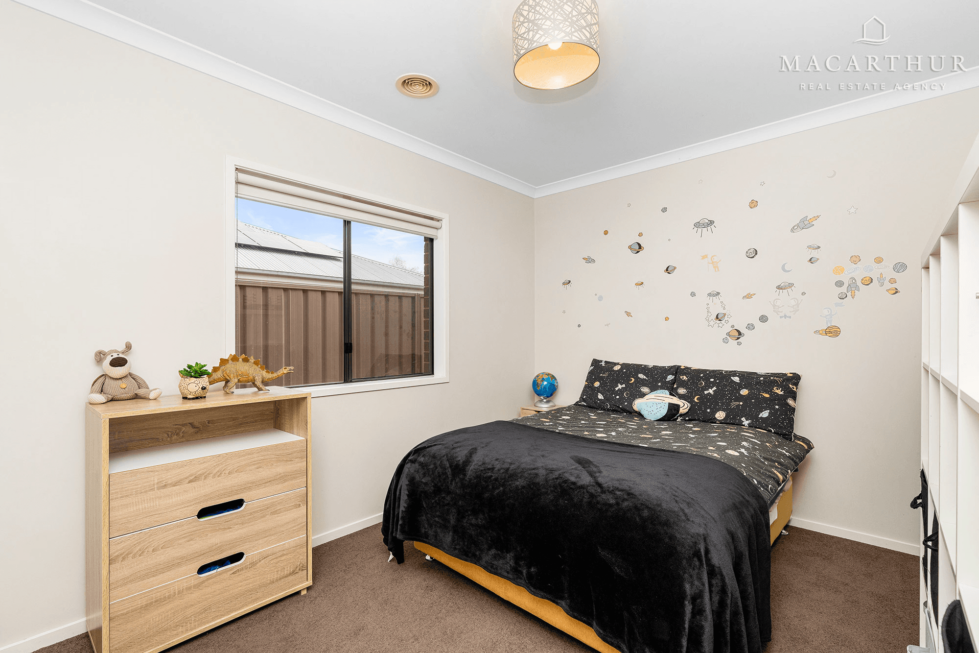 7 Breasley Crescent, Boorooma, NSW 2650