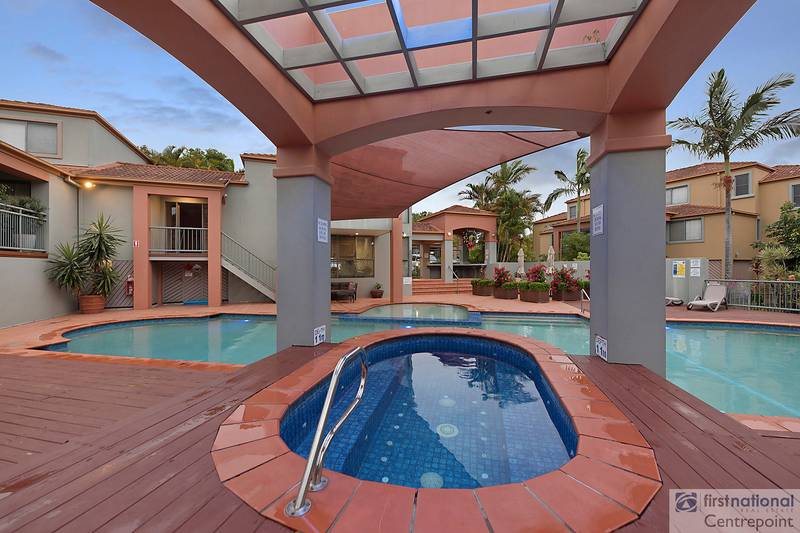 75/20 Fairway Drive, Clear Island Waters, QLD 4226