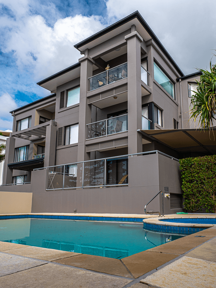 11/36 Oatland Esplanade, RUNAWAY BAY, QLD 4216