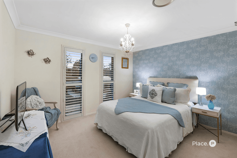 24 Bisley Place, WAKERLEY, QLD 4154