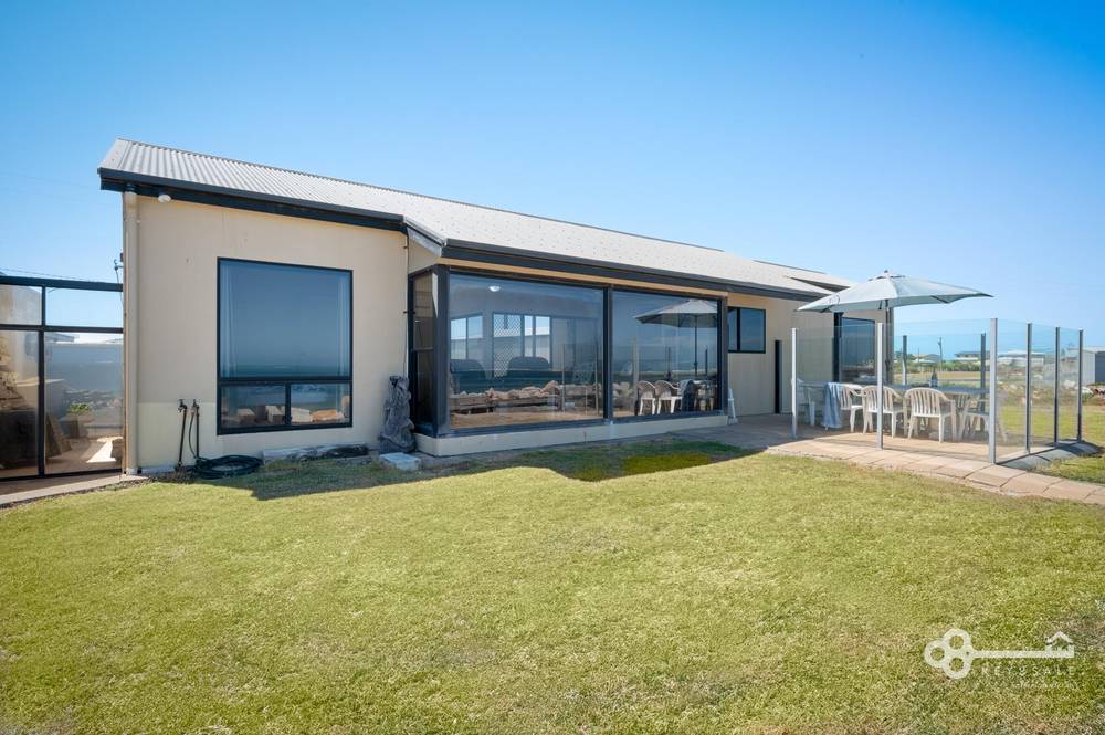 212 Pelican Point Road, Pelican Point, SA 5291