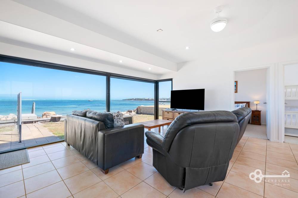 212 Pelican Point Road, Pelican Point, SA 5291