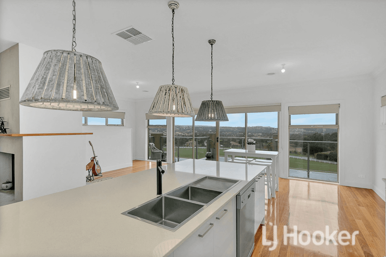 49 Siena Way, HIDDEN VALLEY, VIC 3756