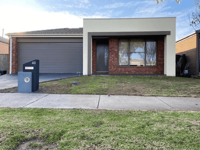 40 Larson Avenue, TARNEIT, VIC 3029