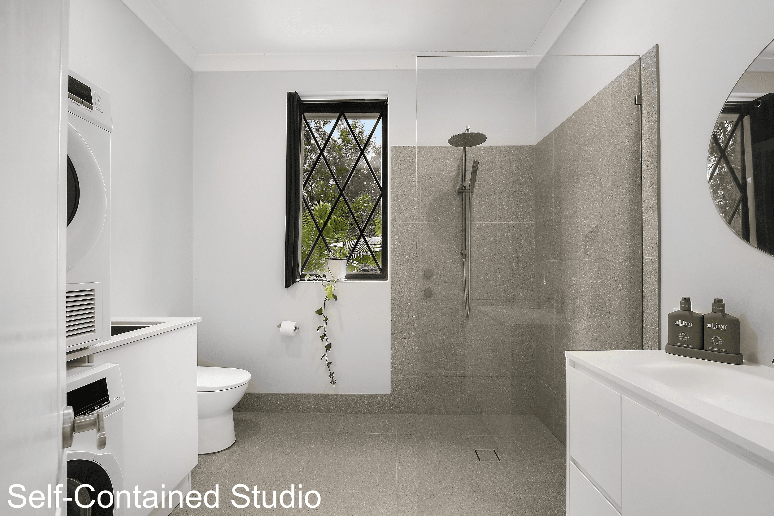 109 Avoca Drive, GREEN POINT, NSW 2251