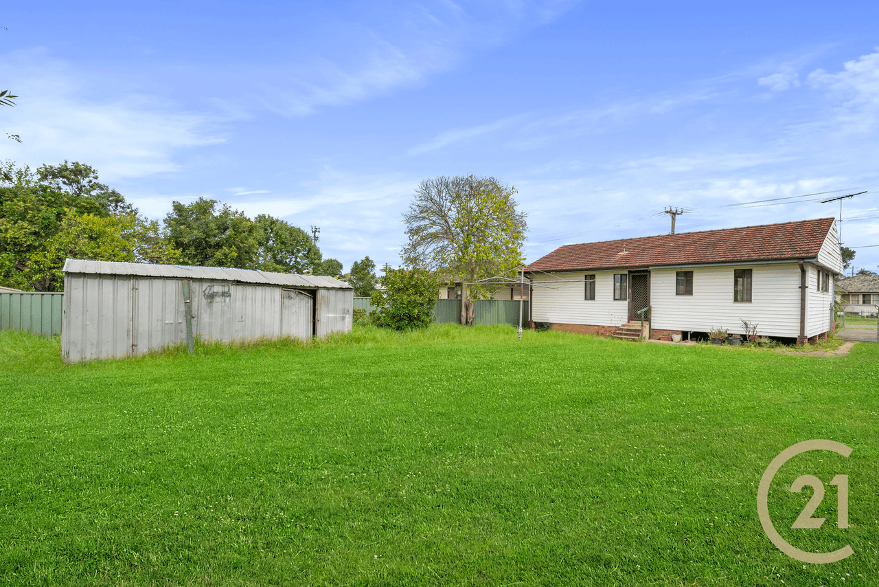 15 Heckenberg Avenue, Sadleir, NSW 2168