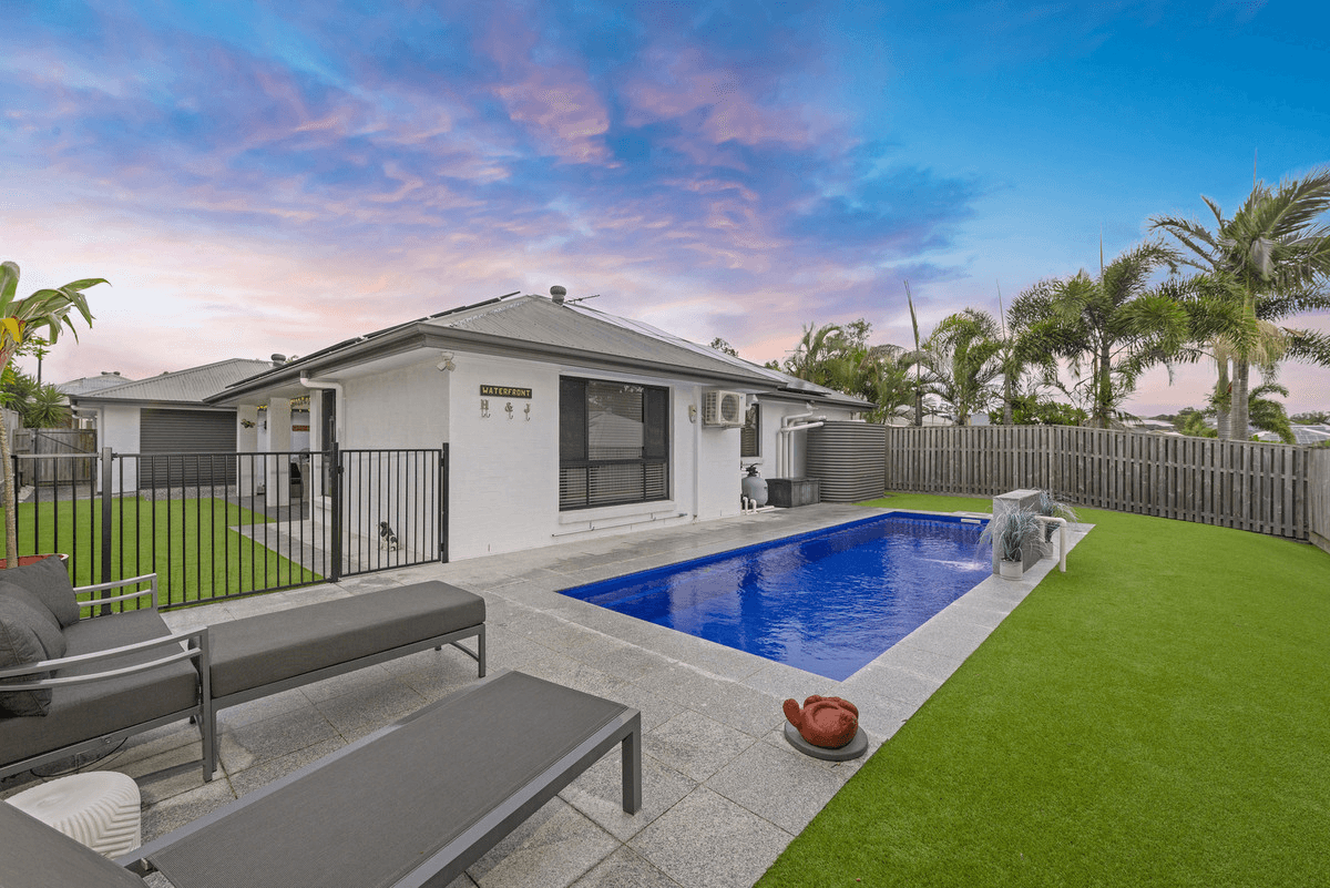 8 Summerlea Crescent, ORMEAU, QLD 4208