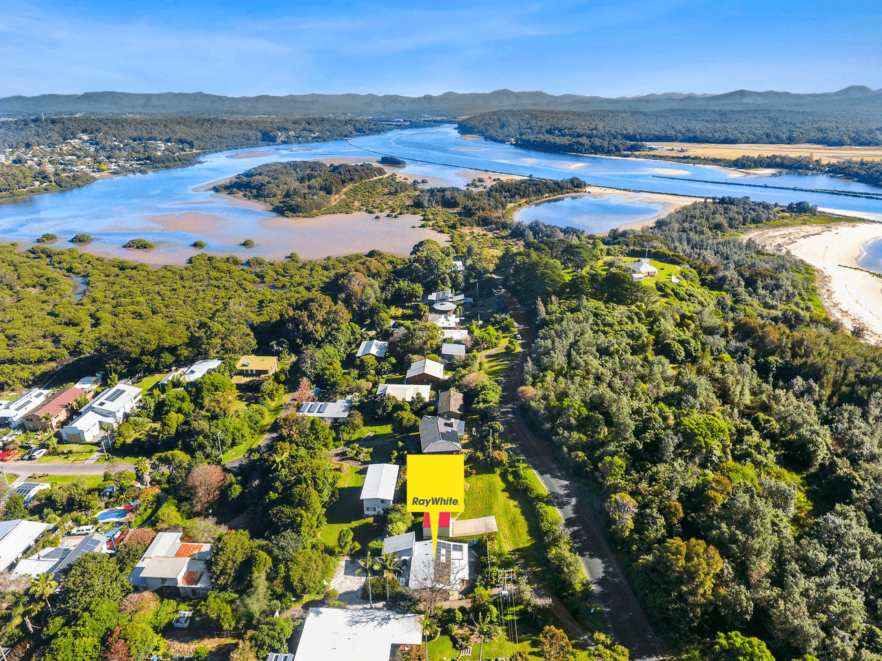 31 Elizabeth Street, MORUYA HEADS, NSW 2537