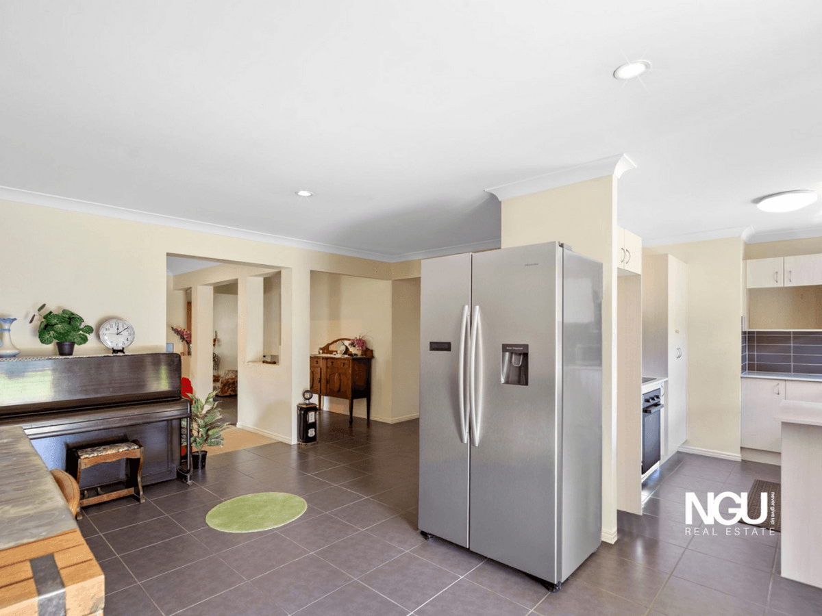 76 Henry Street, Brassall, QLD 4305