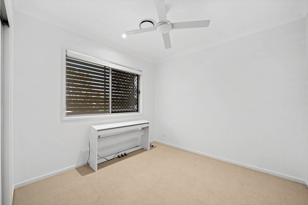33 Laxton Road, Pallara, QLD 4110