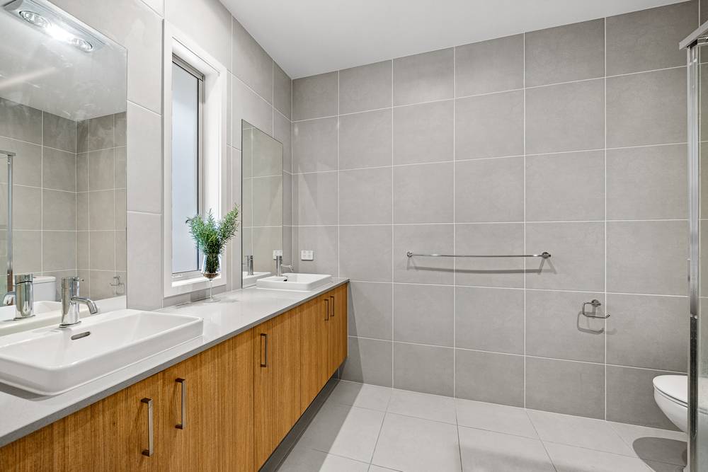 33 Laxton Road, Pallara, QLD 4110