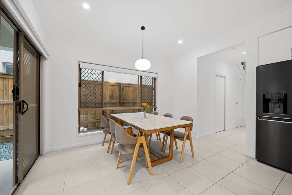 33 Laxton Road, Pallara, QLD 4110