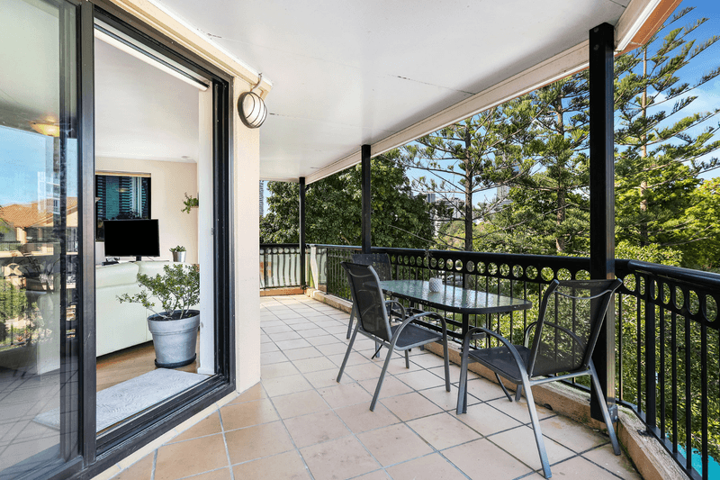 16/3-7 Eady Avenue, BROADBEACH WATERS, QLD 4218