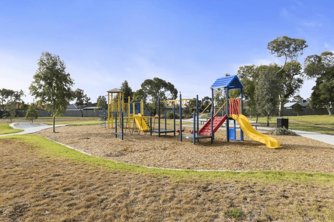 12 Mccormack Crescent, HOPPERS CROSSING, VIC 3029