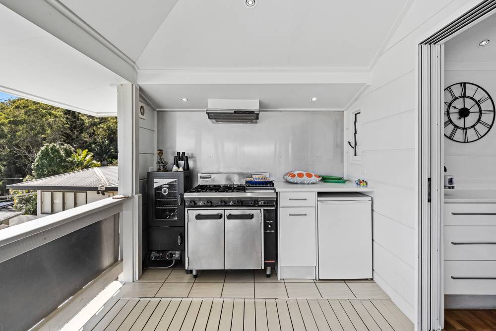 39 Rumbalara Avenue, RAINBOW BEACH, QLD 4581