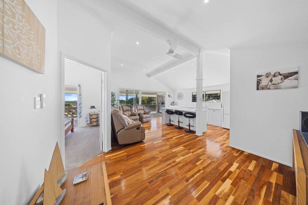 39 Rumbalara Avenue, RAINBOW BEACH, QLD 4581