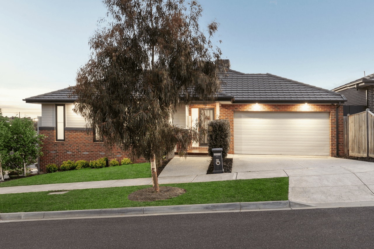 30 Coobowie Drive, DOREEN, VIC 3754