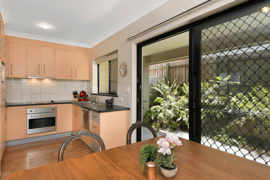 3/32 Cambridge Street, Carina Heights, QLD 4152