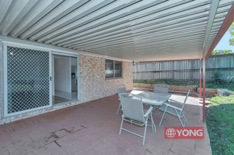 2 Waterlily Place, CALAMVALE, QLD 4116