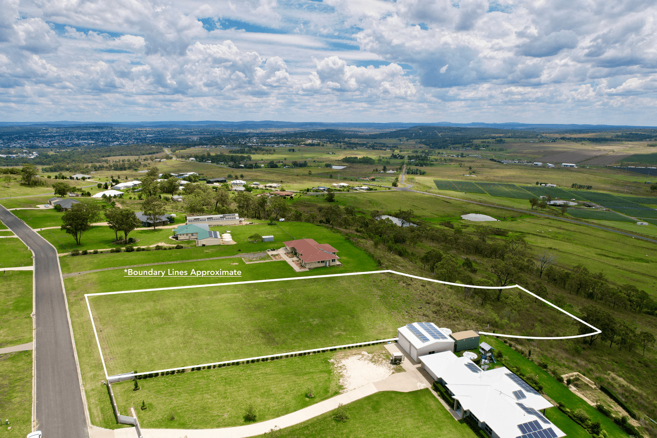 18 Derain Drive, SLADEVALE, QLD 4370