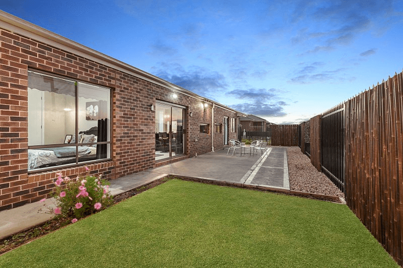 16 Hanlon Street, KILMORE, VIC 3764