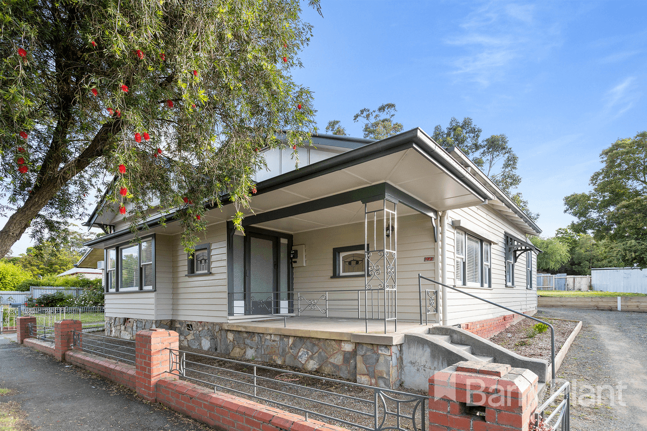 202 Bradshaw Street, Golden Point, VIC 3350