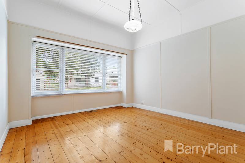 202 Bradshaw Street, Golden Point, VIC 3350