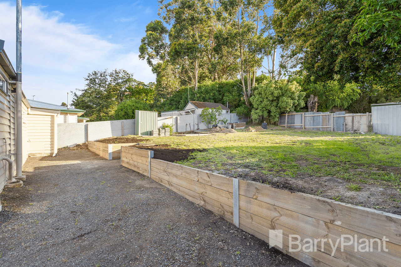 202 Bradshaw Street, Golden Point, VIC 3350