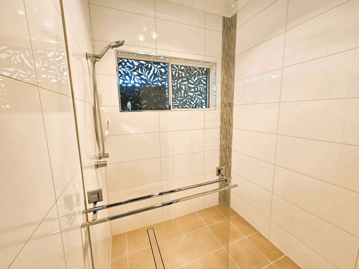 24 Wilkinson Drive, Tolga, QLD 4882