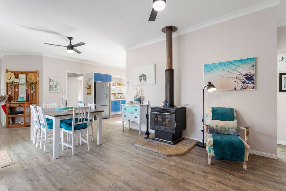 76 Australia II Drive, KENSINGTON GROVE, QLD 4341