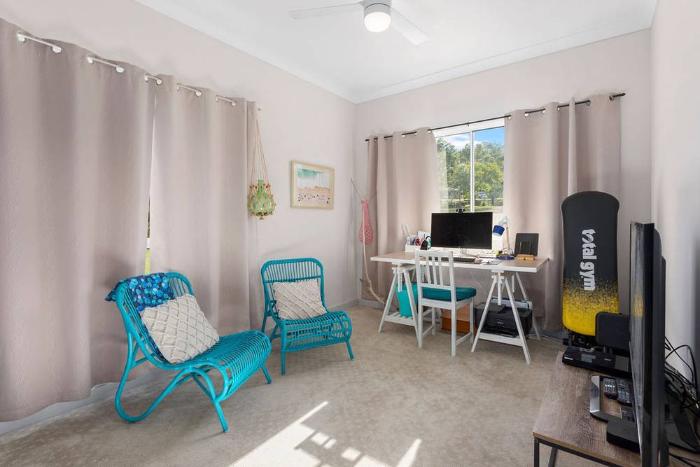76 Australia II Drive, KENSINGTON GROVE, QLD 4341